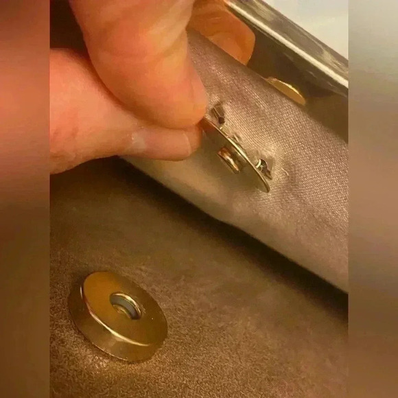 Vintage Backpack  🎒 in perfect condition (outside) - Picture 7 of 12